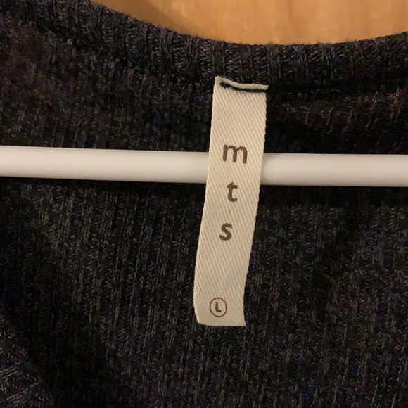 MTS tunic - Picture 2 of 2